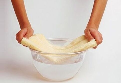 Make a compress with baking soda to enlarge the penis